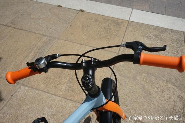 運動路上大升級：鎂合金+減震器的柒小佰兒童自行車